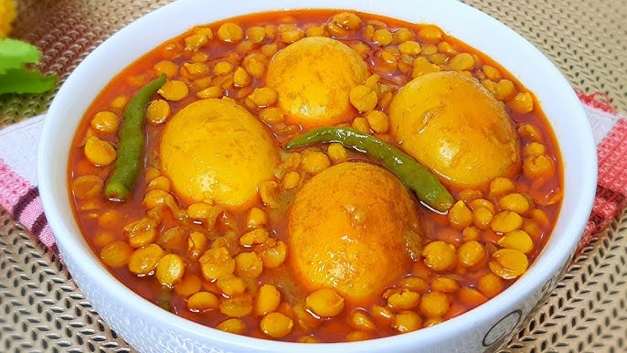Parata, Chana Daal, Egg Fry
